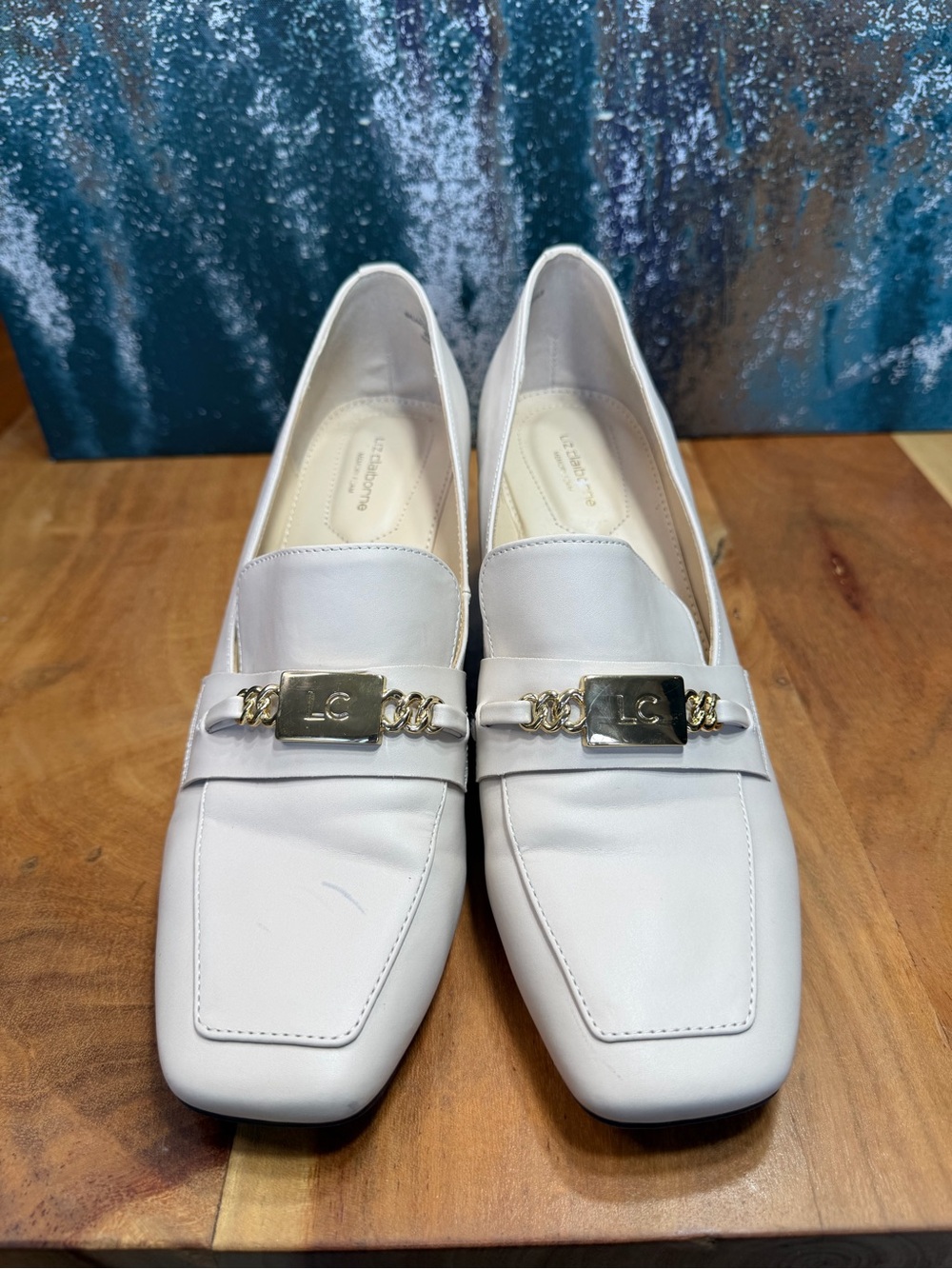 Liz Claiborne Classic 2010's‎ Off White Chain Loafer Heels 10M (GUC) - Picture 2 of 14